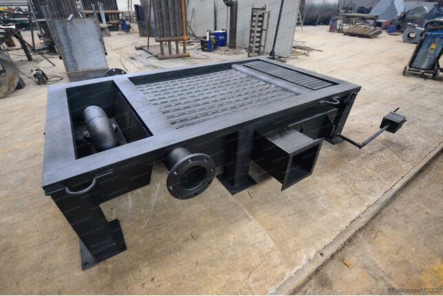 Топка ручная с поворотными колосниками котла КВм 0.93